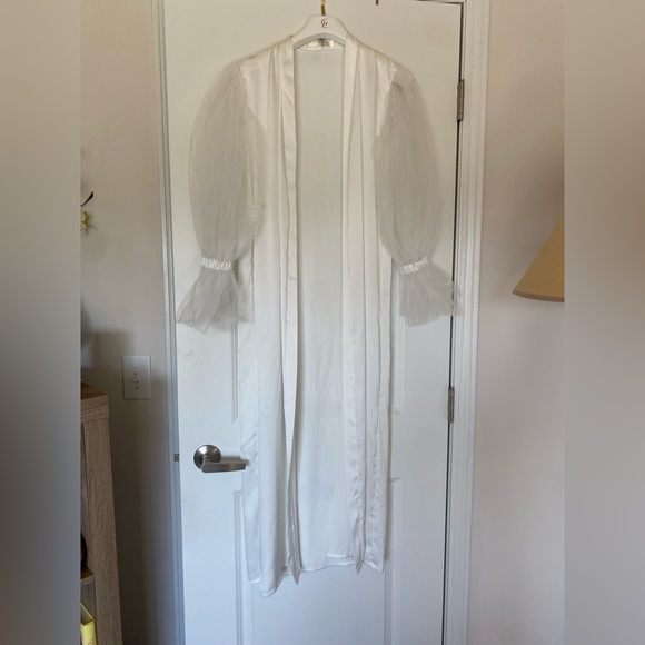 The Robe: Handmade Bridal Robe - Picture 3 of 11